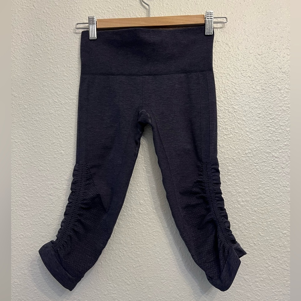 #981 lululemon athletica In the Flow Leggings